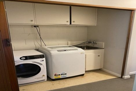 Photo of property in 95 Churton Drive, Churton Park, Wellington, 6037