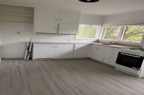 Photo of property in 1/12 Lake Road, Northcote, Auckland, 0627