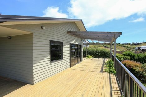 Photo of property in 5a Waikowhai Place, Raglan, 3225