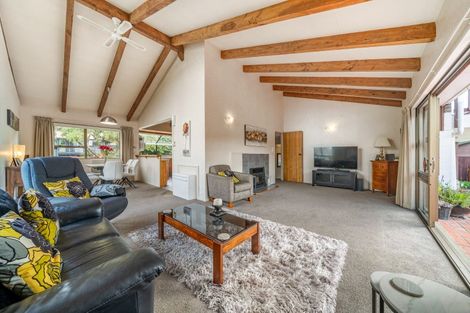 Photo of property in 31 Amber Grove, Birchville, Upper Hutt, 5018