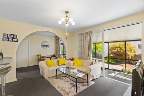 Photo of property in 24 Grassmere Street, Papanui, Christchurch, 8052