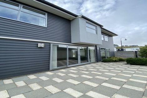 Photo of property in 9 Okataina Way, Aotea, Porirua, 5024