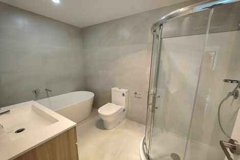 Photo of property in 91a Glenmore Road, Sunnyhills, Auckland, 2010