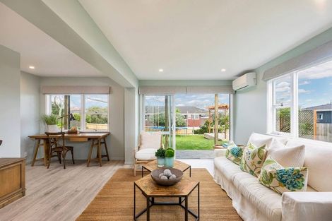 Photo of property in 52 Fordyce Avenue, Sunnyhills, Auckland, 2010