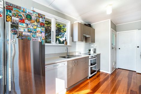 Photo of property in 101 Hereford Street, Cannons Creek, Porirua, 5024