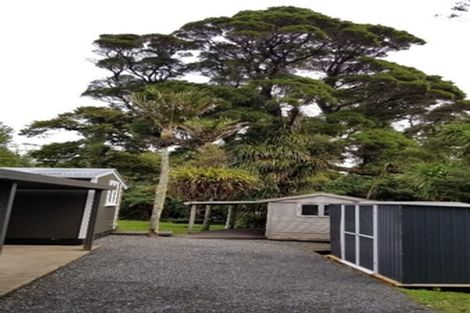 Photo of property in 48 Turanga Road, Henderson Valley, Auckland, 0612