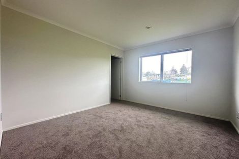 Photo of property in 10 Jezero Drive, Massey, Auckland, 0614