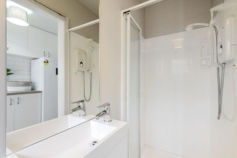 Photo of property in 4 Kenwyn Avenue, St Albans, Christchurch, 8052