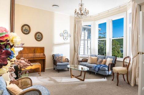 Photo of property in 13 West Road, Northland, Wellington, 6012