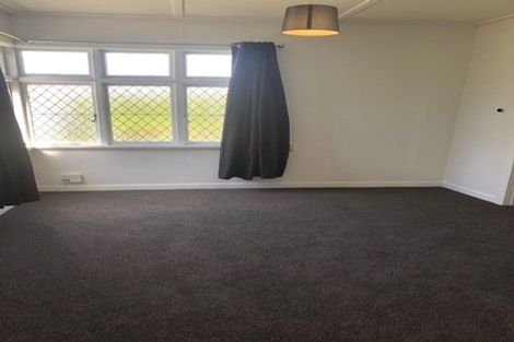 Photo of property in 15 Paritutu Road, Spotswood, New Plymouth, 4310