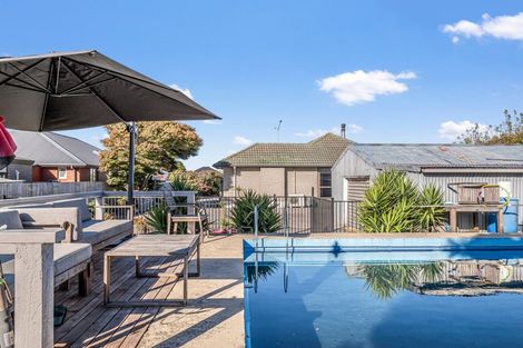 Photo of property in 409 Main Road North, Redwood, Christchurch, 8051