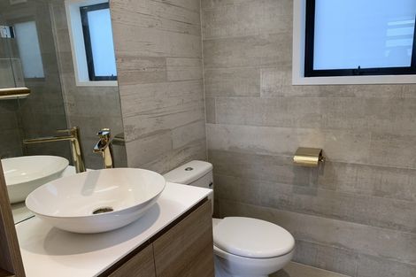 Photo of property in 6a Moffat Road, Red Beach, 0932