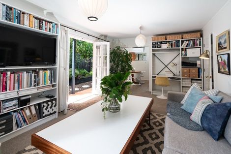 Photo of property in 85u4 Elizabeth Street, Mount Victoria, Wellington, 6011