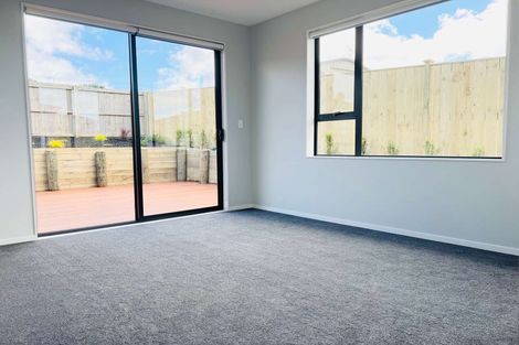 Photo of property in 17 Surf View Crescent, Red Beach, 0932