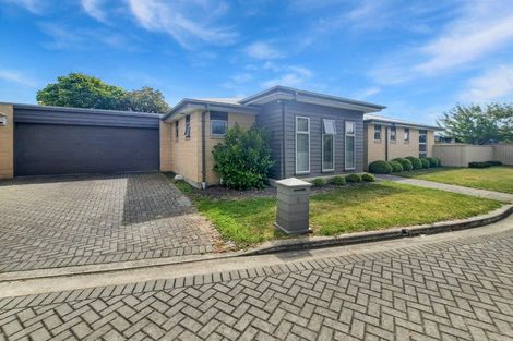 Photo of property in 6 Wrey Jury Lane, Dallington, Christchurch, 8061