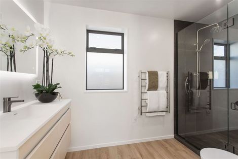 Photo of property in 77 Leistrella Road, Hoon Hay, Christchurch, 8025