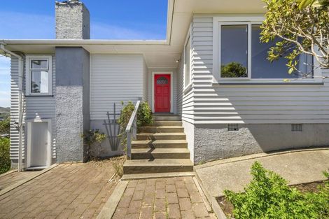 Photo of property in 20 Huntingdon Street, Northland, Wellington, 6012