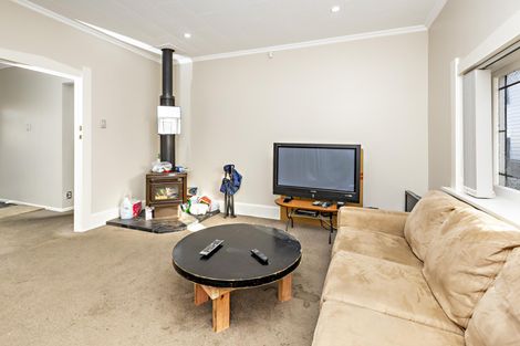 Photo of property in 63 Gray Avenue, Mangere East, Auckland, 2024