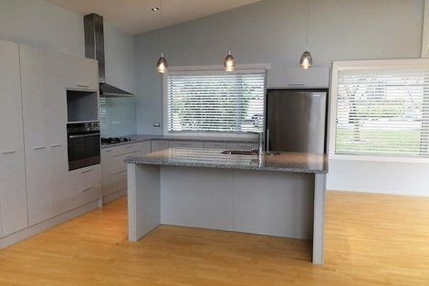 Photo of property in 21 Old Station Avenue, Wanaka, 9305