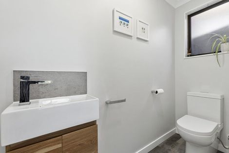 Photo of property in 71 Leeward Drive, Whitby, Porirua, 5024