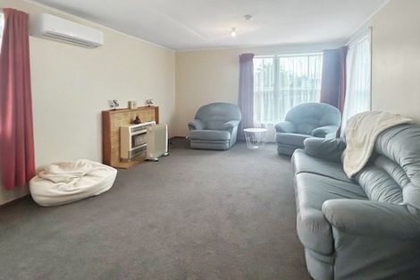 Photo of property in 90 Sherwill Street, Feilding, 4702