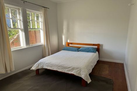 Photo of property in 5u2 Grove Road, Kelburn, Wellington, 6012