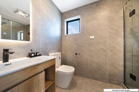 Photo of property in 15 Octans Road, Westgate, 0814