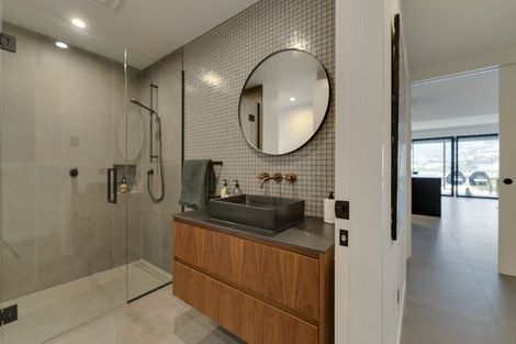 Photo of property in 53 Peninsula Road, Mangere, Auckland, 2022