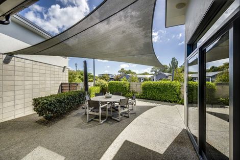 Photo of property in 7 Raven Grove, Havelock North, 4130