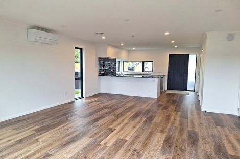 Photo of property in 15 Joseph Bolton Crescent, Trentham, Upper Hutt, 5018