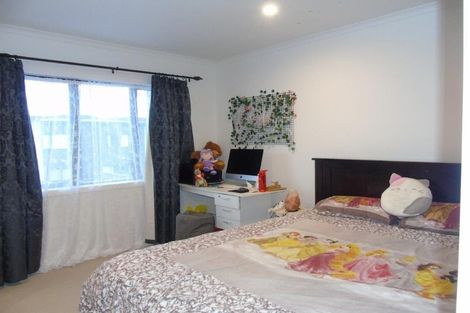 Photo of property in 19/9u Surrey Street, Tawa, Wellington, 5028