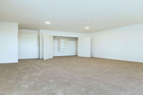 Photo of property in 2/38b Manuka Road, Glenfield, Auckland, 0629