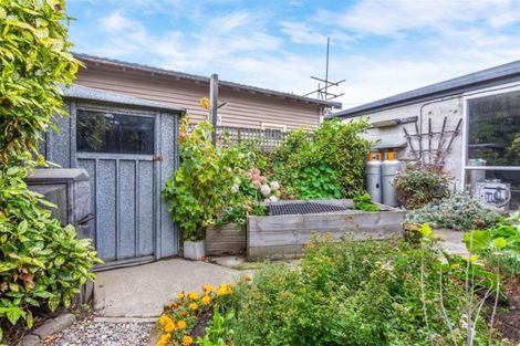 Photo of property in 28 Lionel Street, Avonside, Christchurch, 8061