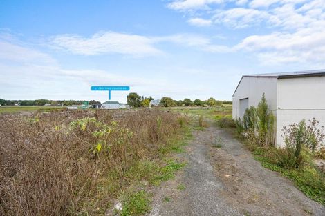 Photo of property in 15 Trotting Course Drive, Kumeu, 0891