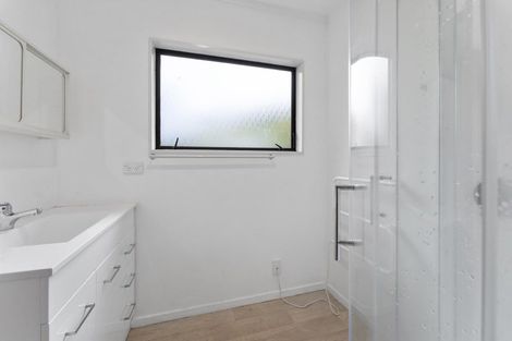 Photo of property in 4a Luckie Street, Tawa, Wellington, 5028