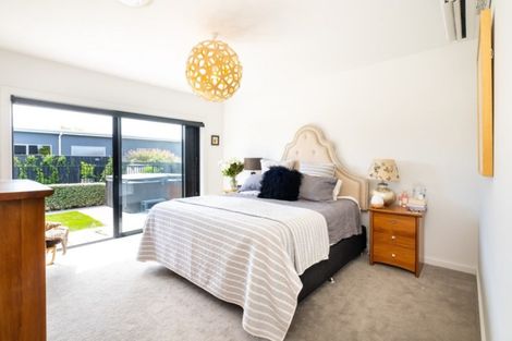 Photo of property in 18c Cambridge Terrace, Taradale, Napier, 4112