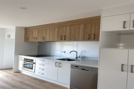 Photo of property in 119e Sycamore Drive, Sunnynook, Auckland, 0620