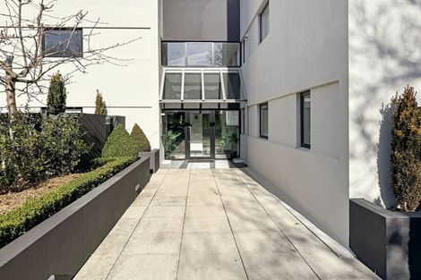 Photo of property in 402/18 Carlton Mill Road, Merivale, Christchurch, 8014