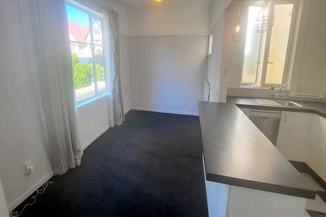 Photo of property in 34f5 Hawkestone Street, Thorndon, Wellington, 6011