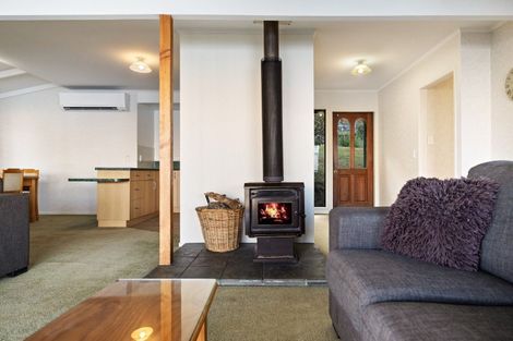 Photo of property in 1 Von Place, Fernhill, Queenstown, 9300