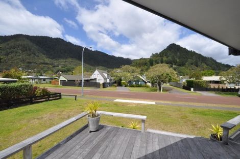 Photo of property in 3 Pauanui Beach Road, Pauanui, Hikuai, 3579