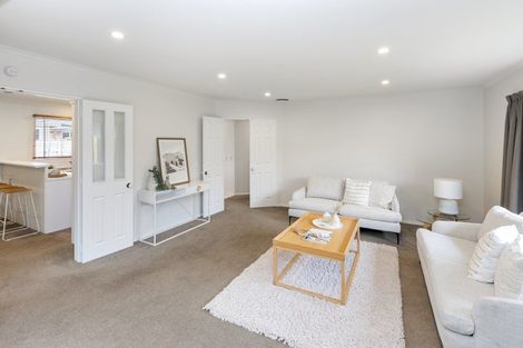Photo of property in 129 Avonhead Road, Avonhead, Christchurch, 8042