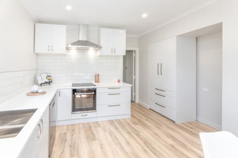 Photo of property in 44 Cutts Road, Russley, Christchurch, 8042