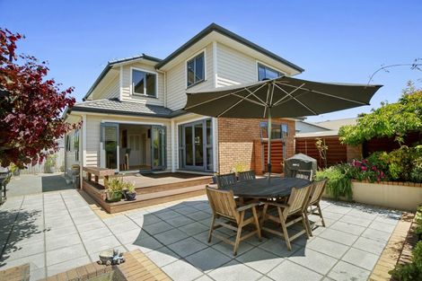 Photo of property in 27b Vincent Street, Waterloo, Lower Hutt, 5011