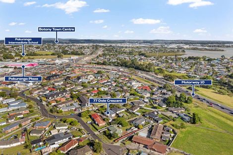 Photo of property in 77 Dale Crescent, Pakuranga, Auckland, 2010