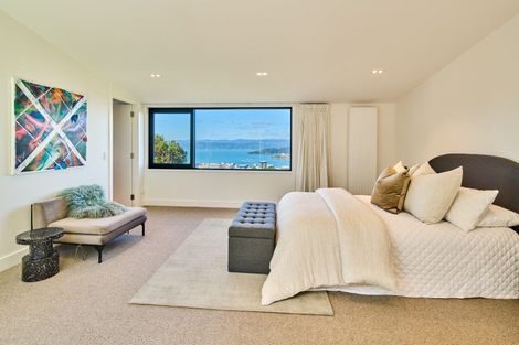 Photo of property in 21 Seaview Terrace, Northland, Wellington, 6012