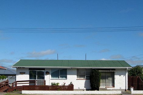 Photo of property in 2/374 Pages Road, Aranui, Christchurch, 8061