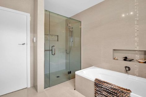 Photo of property in 16 Tregarth Street, Saint Johns Hill, Whanganui, 4501