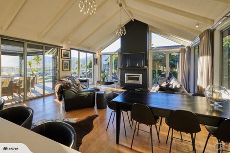 Photo of property in 5 Kintyre Court, Jacks Point, Queenstown, 9371