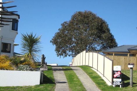 Photo of property in 13 Panorama Place, Coastlands, Whakatane, 3120
